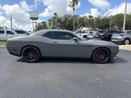 Destroyer Gray Clearcoat 2023 Dodge Challenger R/T Scat Pack