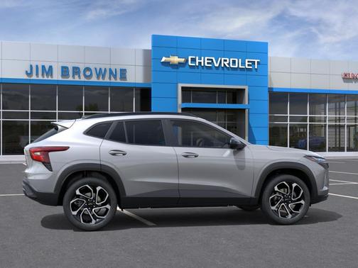 Sterling Gray Metallic 2026 Chevrolet Trax 2RS
