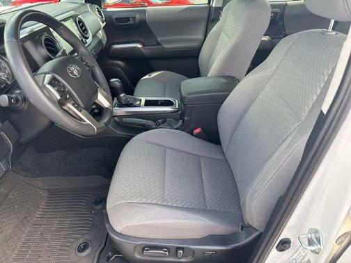 Ice 2023 Toyota Tacoma SR5