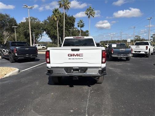 2026 GMC Sierra 2500 Pro