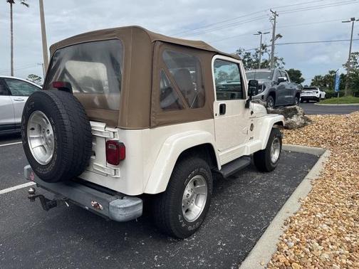 2000 Jeep Wrangler Sahara