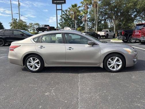 Saharan Stone 2015 Nissan Altima 2.5 SV