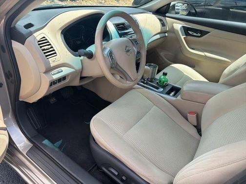Saharan Stone 2015 Nissan Altima 2.5 SV