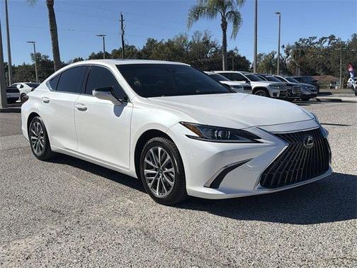 2022 Lexus ES 350 Base