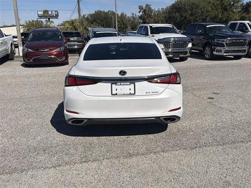 2022 Lexus ES 350 Base