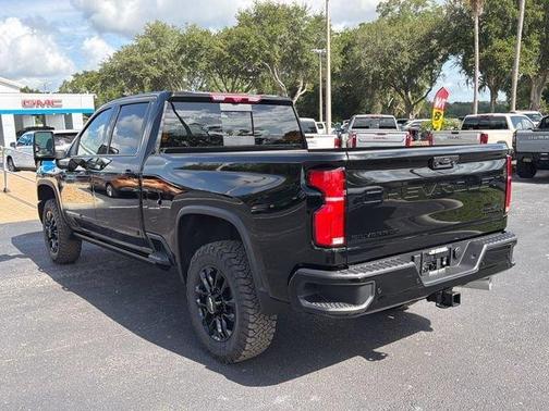 Black 2026 Chevrolet Silverado 2500 High Country