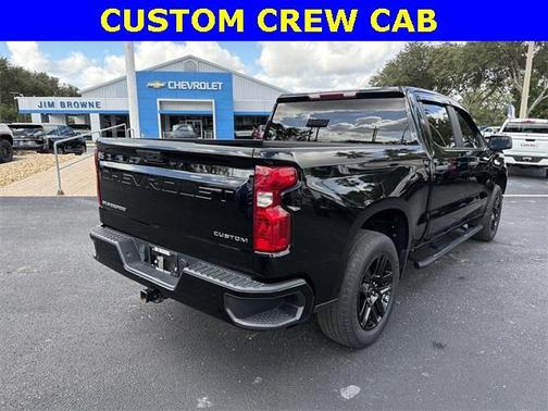 2022 Chevrolet Silverado 1500 Custom