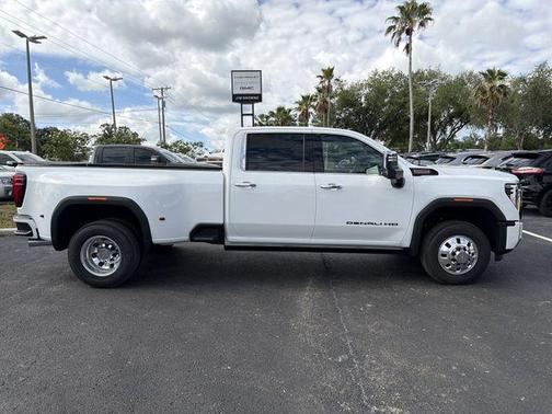 Summit White 2026 GMC Sierra 3500 Denali