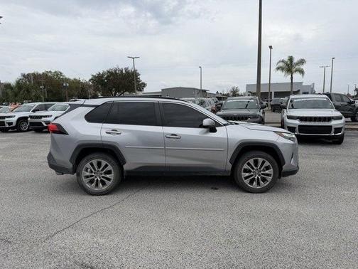 2023 Toyota RAV4 XLE Premium