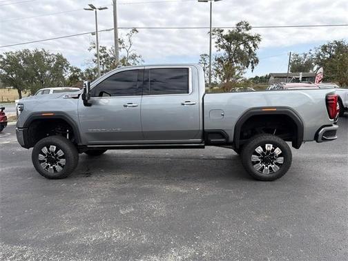 2024 GMC Sierra 2500 Denali