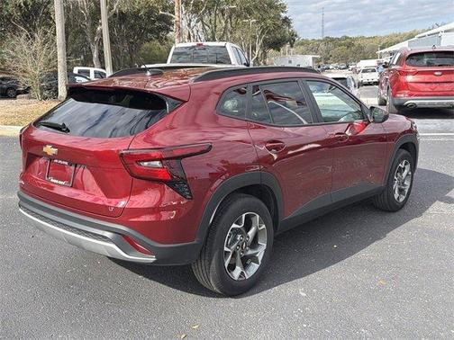2025 Chevrolet Trax LT