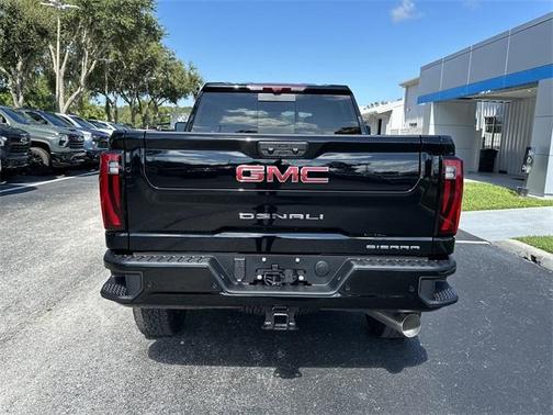 2025 GMC Sierra 2500 Denali