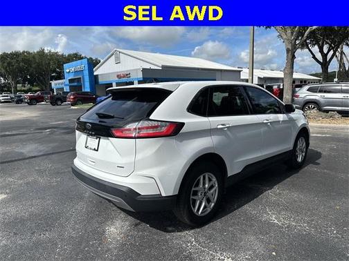 2022 Ford Edge SEL