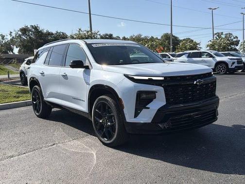 Polar White 2026 Chevrolet Traverse RS