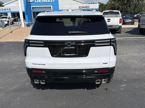 Polar White 2026 Chevrolet Traverse RS