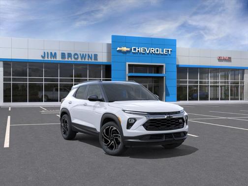 Iridescent Pearl Tricoat 2026 Chevrolet Trailblazer RS