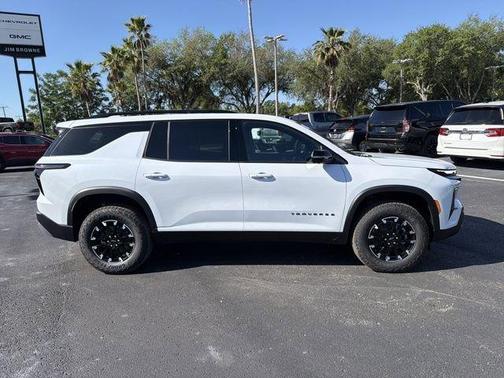 Polar White 2026 Chevrolet Traverse Z71