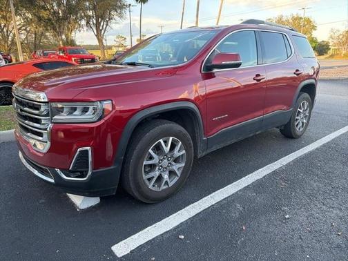 2022 GMC Acadia SLT