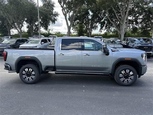 2025 GMC Sierra 2500 Denali