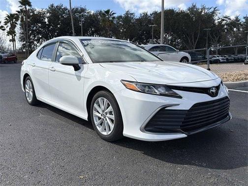 2022 Toyota Camry LE