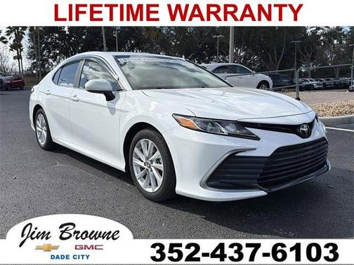 2022 Toyota Camry LE