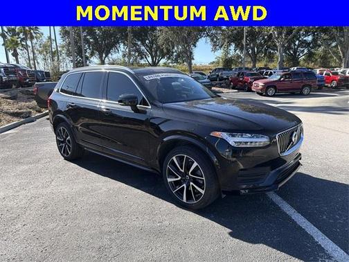 2021 Volvo XC90 T6 Momentum 7 Passenger