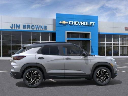 Sterling Gray Metallic 2026 Chevrolet Trailblazer RS