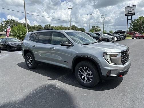 2025 GMC Acadia AT4