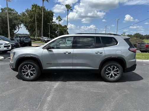 2025 GMC Acadia AT4