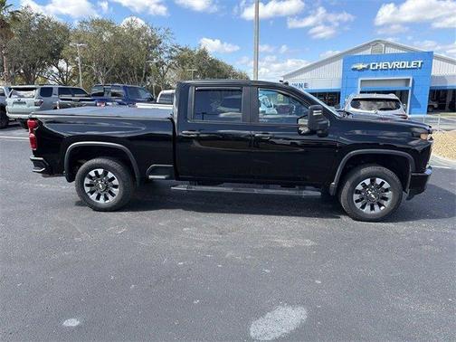 2022 Chevrolet Silverado 2500 Custom