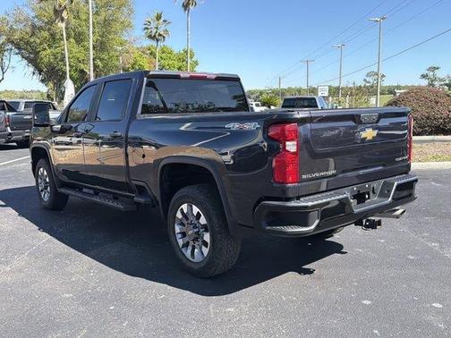 2024 Chevrolet Silverado 2500 Custom