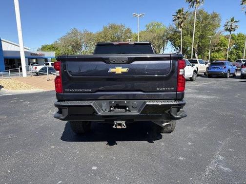 2024 Chevrolet Silverado 2500 Custom