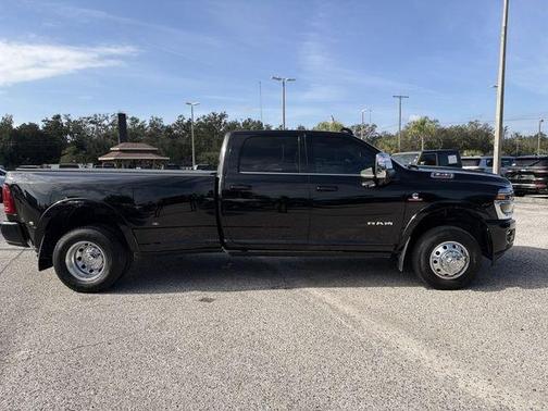2025 RAM 3500 Limited