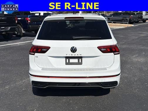 2022 Volkswagen Tiguan 2.0T SE R-Line Black