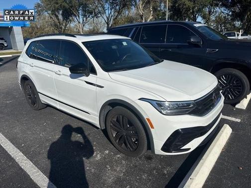 2022 Volkswagen Tiguan 2.0T SE R-Line Black