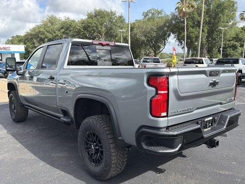Sterling Gray Metallic 2026 Chevrolet Silverado 2500 ZR2
