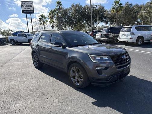 2018 Ford Explorer sport