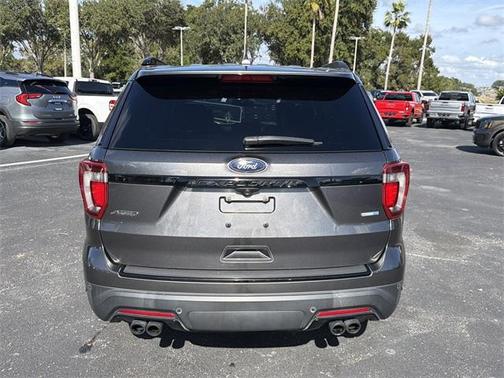 2018 Ford Explorer sport