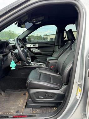 Silver 2023 Ford Explorer ST