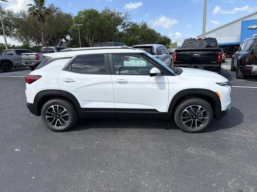 White 2026 Chevrolet Trailblazer LT