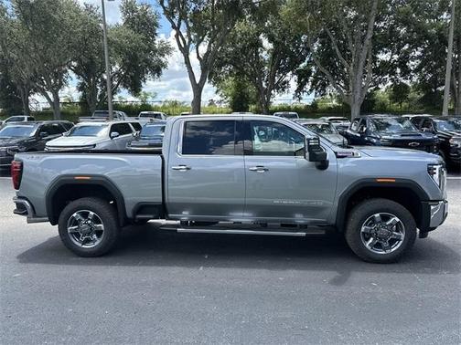 2025 GMC Sierra 2500 SLT