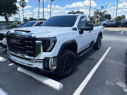 Summit White 2024 GMC Sierra 2500 Pro