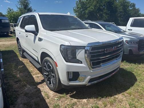 White Frost Tri-Coat 2022 GMC Yukon SLT