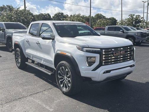 Summit White 2025 GMC Canyon Denali