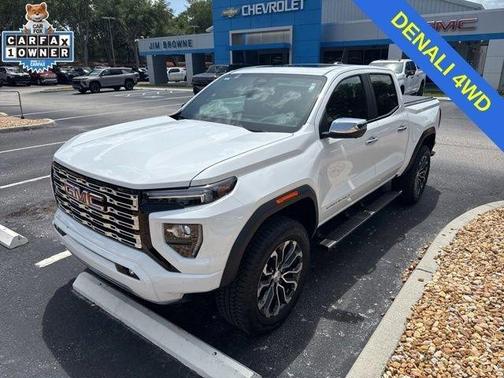 Summit White 2025 GMC Canyon Denali
