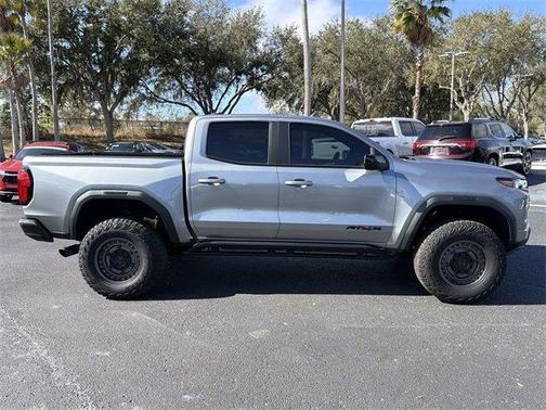 2024 GMC Canyon AT4X