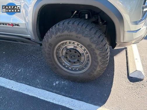 2024 GMC Canyon AT4X