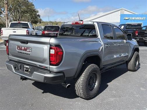2024 GMC Canyon AT4X