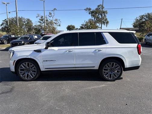 2025 GMC Yukon Denali Ultimate