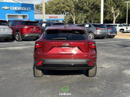 Crimson Metallic 2024 Chevrolet Trax 1RS